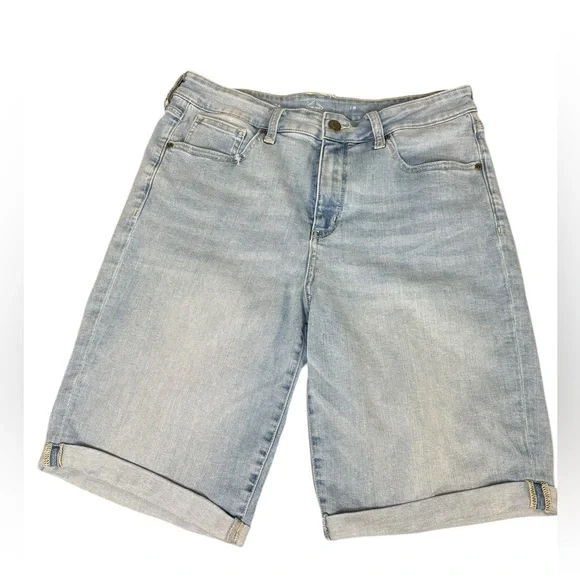 St. John’s Bay Light Blue Denim Bermuda Shorts - Picture 1 of 8